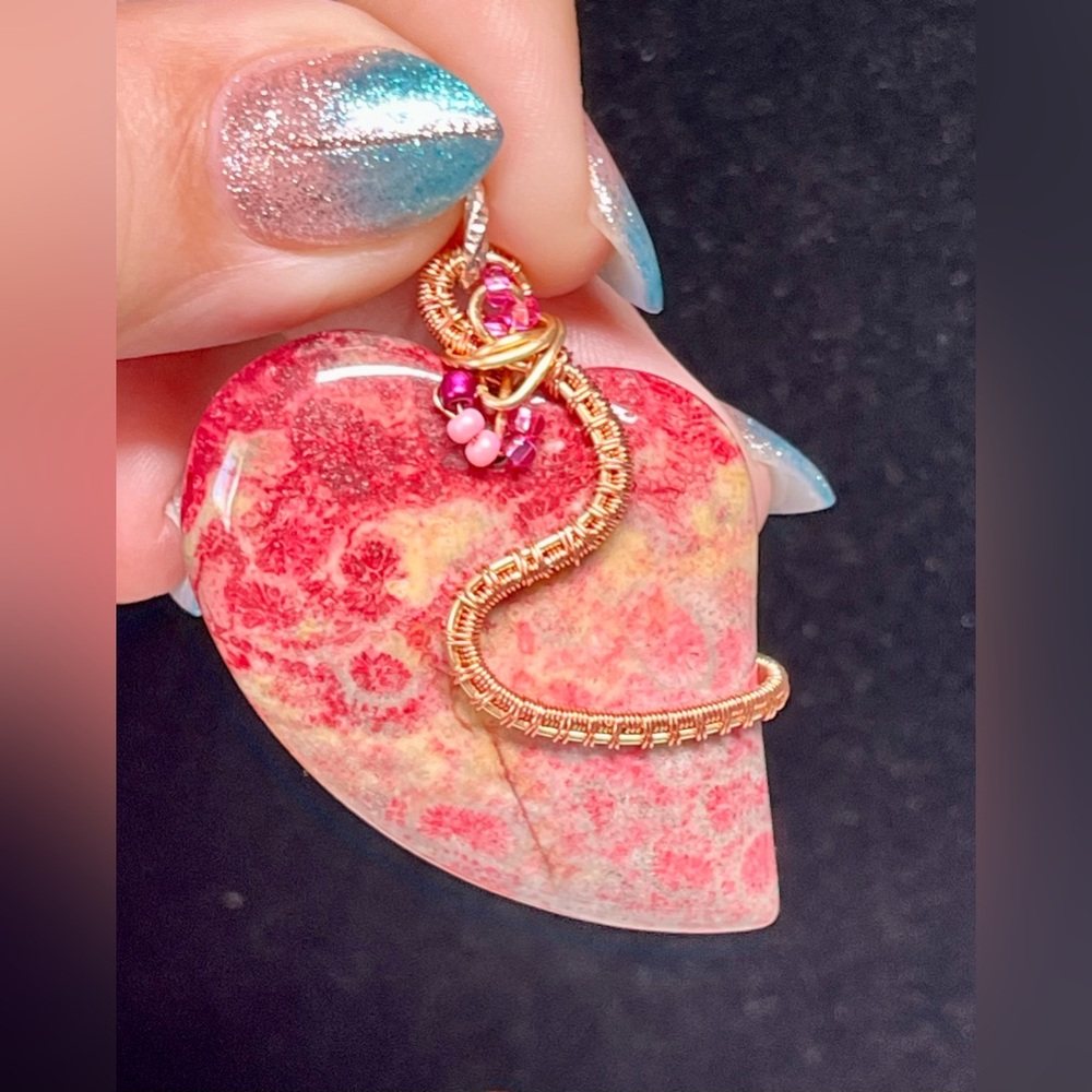 💙artisan chrysanthemum fossil heart wire wrapped pendant
